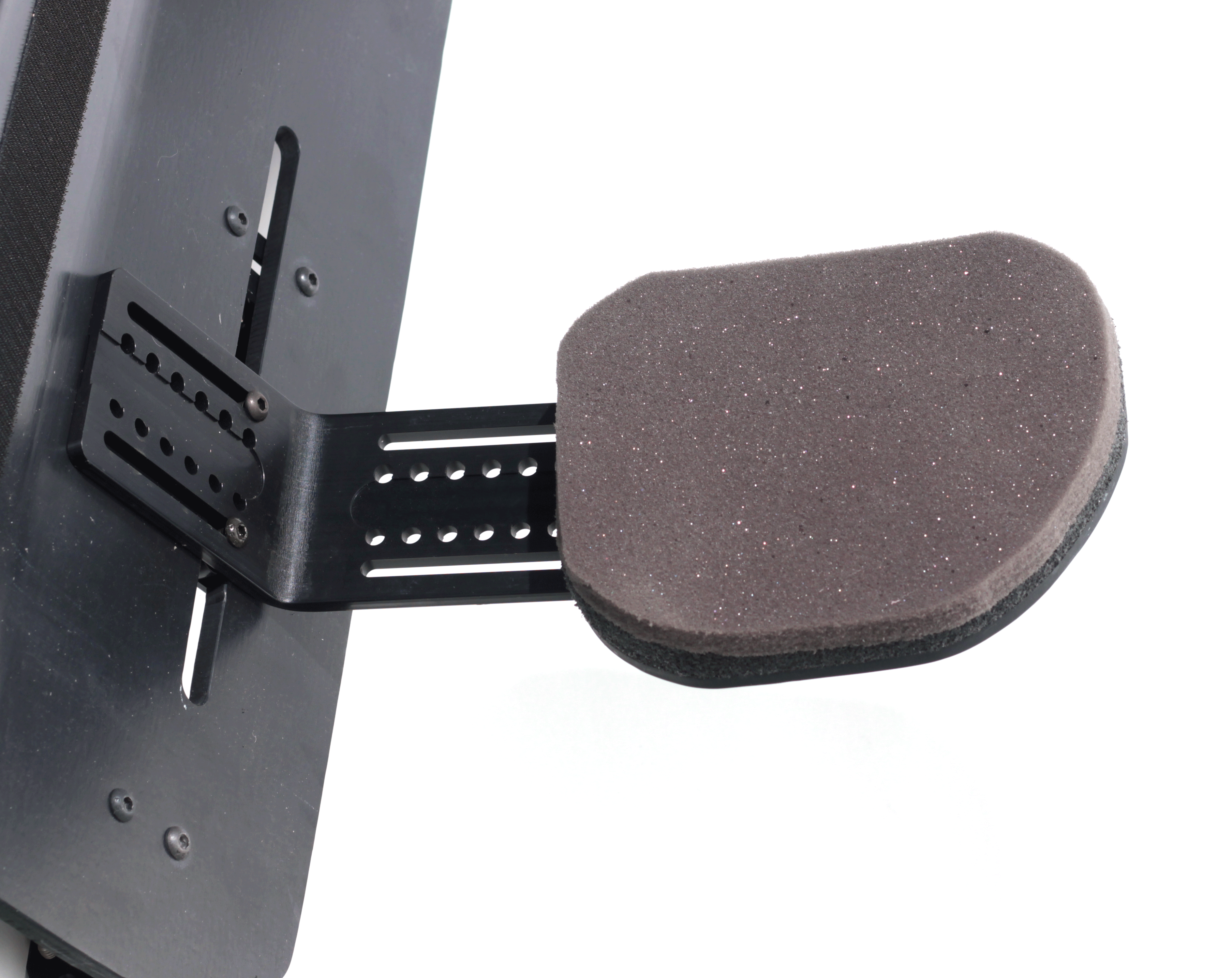 Support bracket allows easy positioning and configuration to a lateral pad
